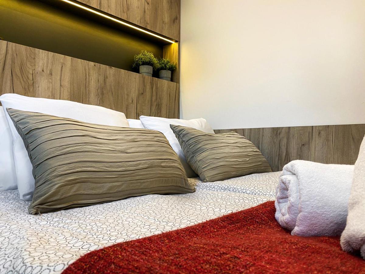 Beautiful Studio For Couples With Air Conditioning - Old Town & Main Station Krakau Exterior foto