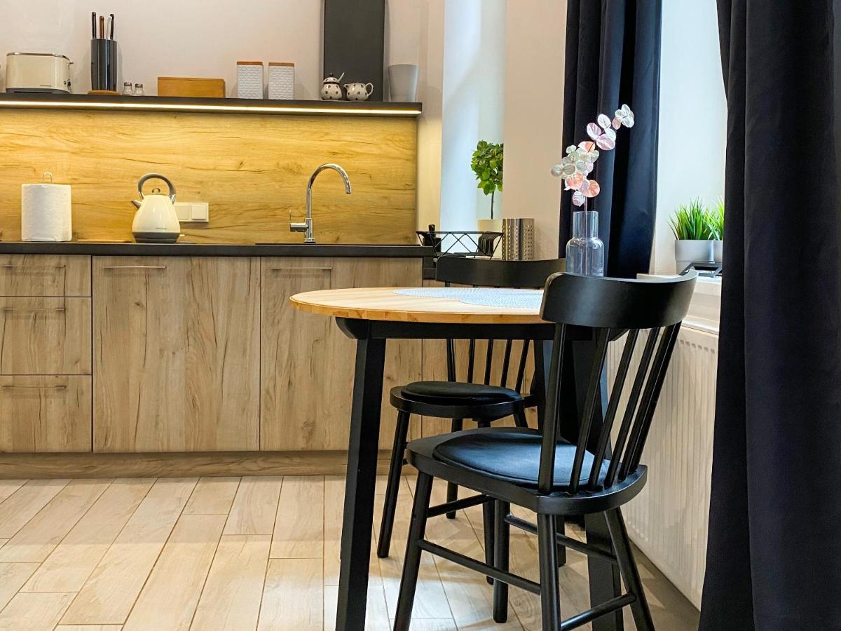 Beautiful Studio For Couples With Air Conditioning - Old Town & Main Station Krakau Exterior foto