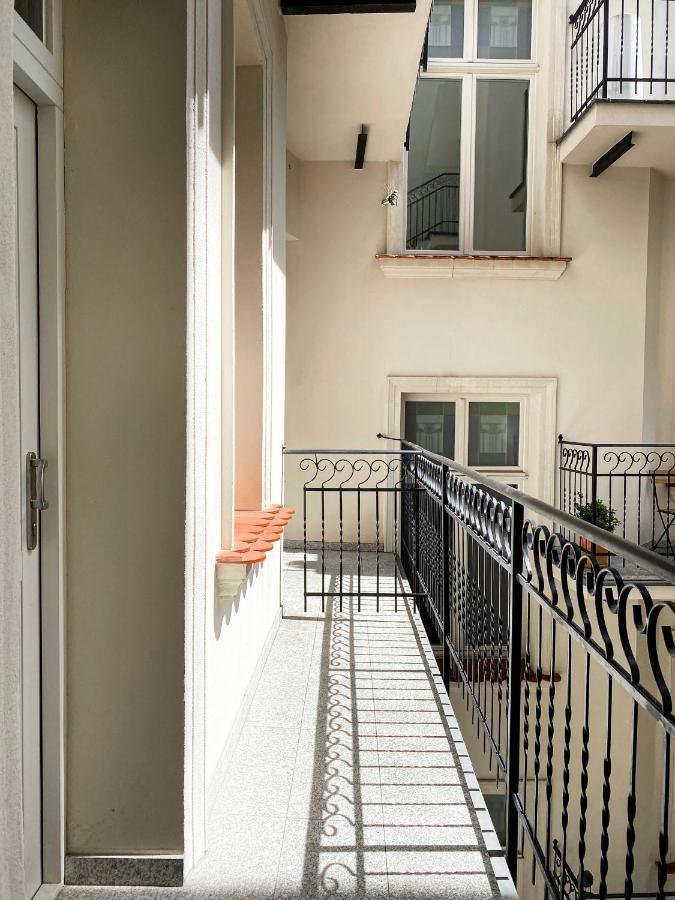 Beautiful Studio For Couples With Air Conditioning - Old Town & Main Station Krakau Exterior foto